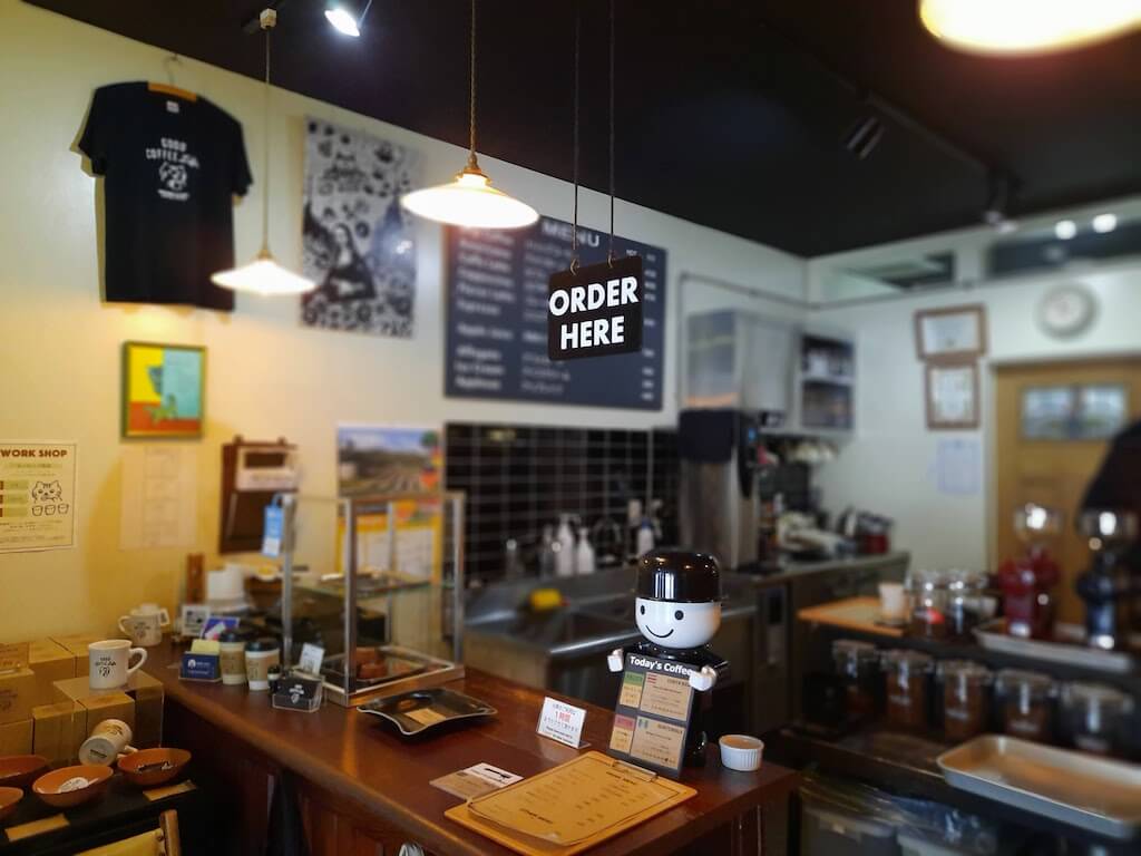 滋賀県-彦根市-古沢町-カフェ-cafe-micro-lady-マイクロレディーコーヒースタンド-珈琲-コーヒーcoffee-レジ-オーダー